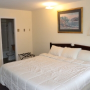 King Size Room - Clearwater Country Inn